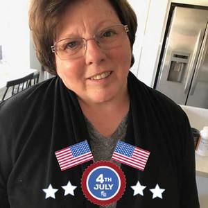 Meet your Posher, Sandy